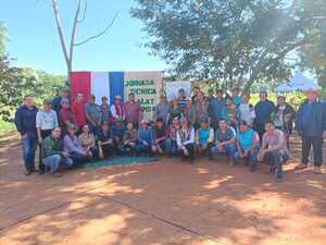 PRODUCTORES SE CAPACITAN EN SAN PEDRO DE YKUAMANDYJU - La Voz del Norte