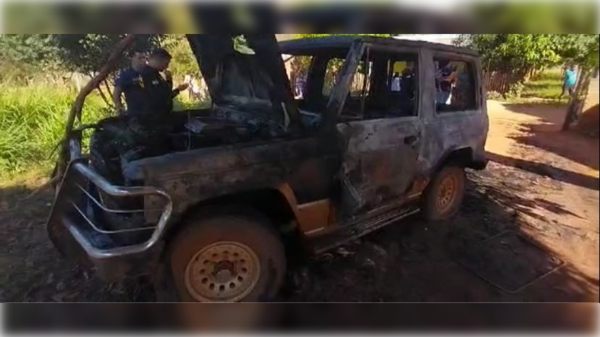 Terrible muerte: ¿Apuñaló a su pareja y luego se prendió fuego en su camioneta?