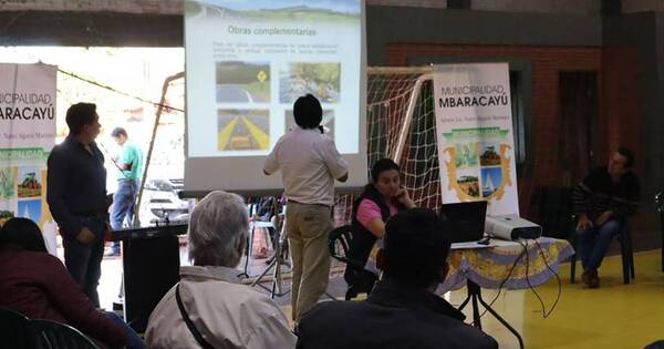 La Nación / Mbaracayú: a un año de adjudicación, asfalto no empieza y ciudadanía está harta