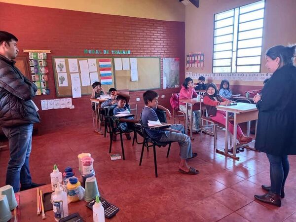 Gobernación de Itapúa acompaña implementación del PEI en Escuelas Indígenas