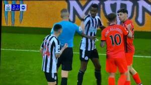 [VIDEO] "Tercer Tiempo" mostró lo que se dijeron Julio Enciso y Miguel Almirón
