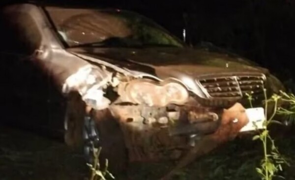 Una pareja y el hijo de un año sufren lesiones en accidente