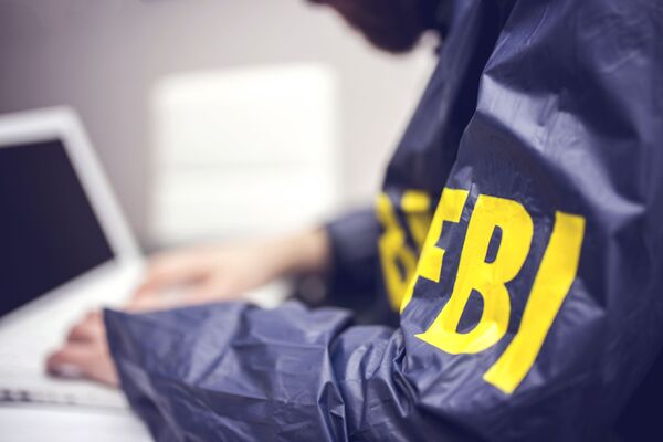 Diario HOY | El FBI aún espía regularmente comunicaciones de estadounidenses, según tribunal