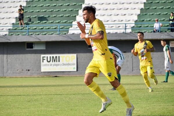 División Intermedia: El “Canario” a un punto de la cima - Fútbol de Ascenso de Paraguay - ABC Color