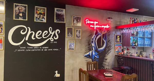 La Nación / Cheers Resto-Bar: un espacio para comer rico y transportarse a los 80