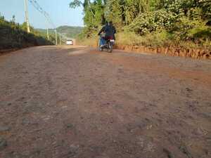 Municipio de Cambyreta trabaja en la mejora de los caminos vecinales