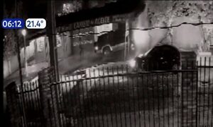 Policía ebrio chocó contra una peluquería en Luque | Telefuturo