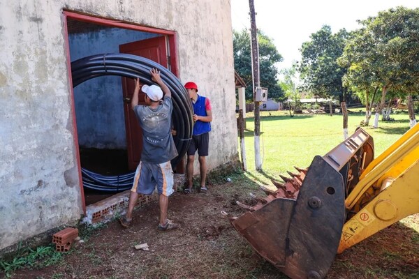 VERIFICAN TRABAJO DE AMPLIACIÓN DE RED DE DISTRIBUCIÓN DE AGUA