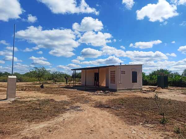 Con un avance superior al 85%, continúa la construcción de viviendas para familias indígenas de Boquerón