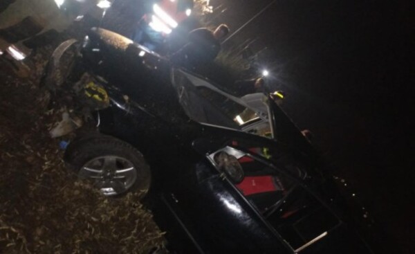 Moto sin luz causó violento accidente, anoche, en el km 23