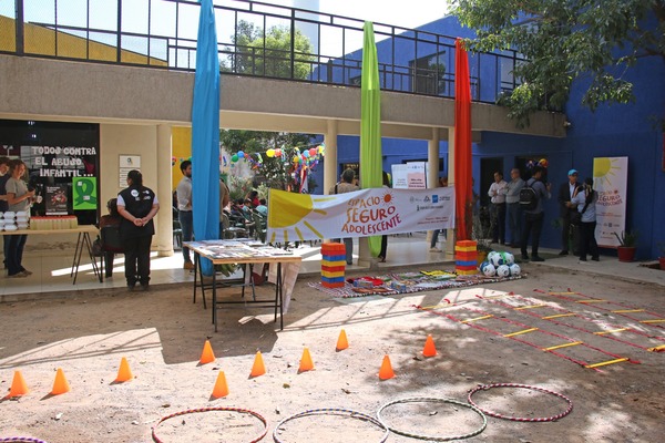 El Mercado de Abasto dispone de un espacio seguro para el adolescente - .::Agencia IP::.