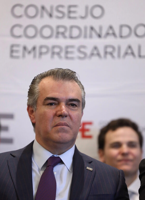 Empresarios mexicanos advierten desconfianza en la inversión por requisa de vías férreas - MarketData