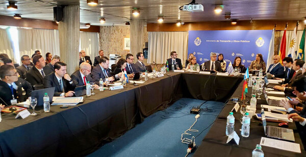 Diario HOY | Países de la región solicitan que Argentina suspenda peaje en la hidrovía
