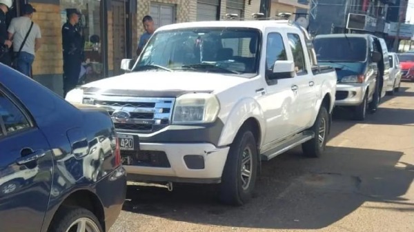 Diario HOY | Argentino denunció robo de su auto en el país, pero solo olvidó dónde estacionó