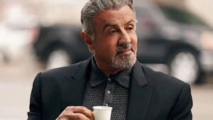 Sylvester Stallone le declara la guerra a la cultura ‘Woke’: “El contenido políticamente correcto y LGBT es basura” - Informatepy.com