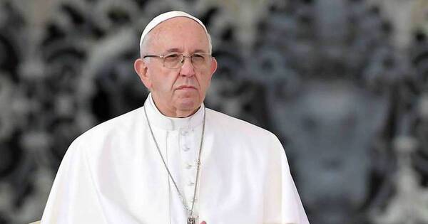 La Nación / El papa Francisco envía al cardenal Zuppi en misión de paz a Ucrania