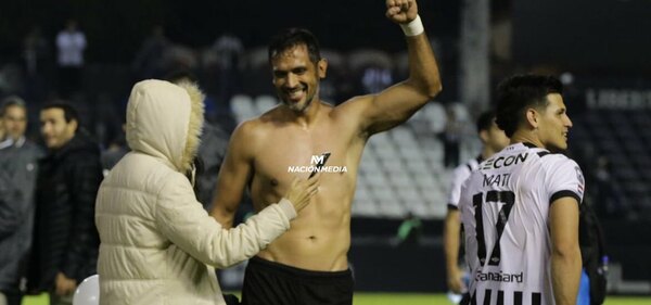 Versus / Un coleccionista de títulos: Roque conquisto su título número 12 en el fútbol paraguayo