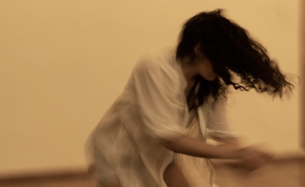 Diario HOY | Obra de teatro danza “Barquitos de papel” en Sala La Correa