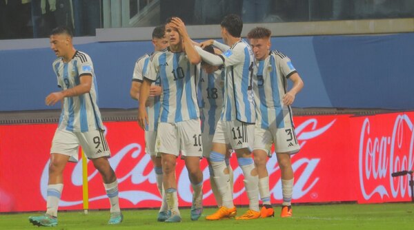 Versus / Argentina le ganó apenas a Uzbekistán en el estreno del Mundial Sub-20