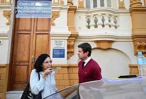 Mónica Castañe quiere ir a Roma con Belén pero falta trámite judicial - Nacionales - ABC Color