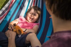Siete estrategias para criar hijos fuertes - Estilo de vida - ABC Color