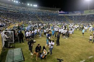 El Salvador: Doce personas mueren en estampida en estadio - ADN Digital