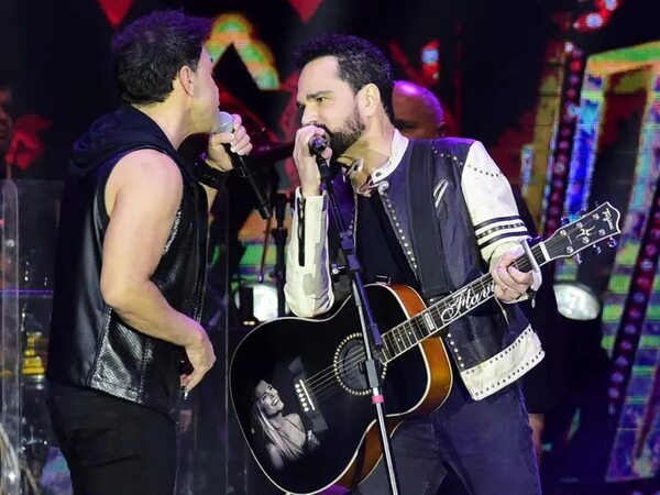 Zezé di Camargo y Luciano diluyeron las fronteras en el SND Arena - Música - ABC Color
