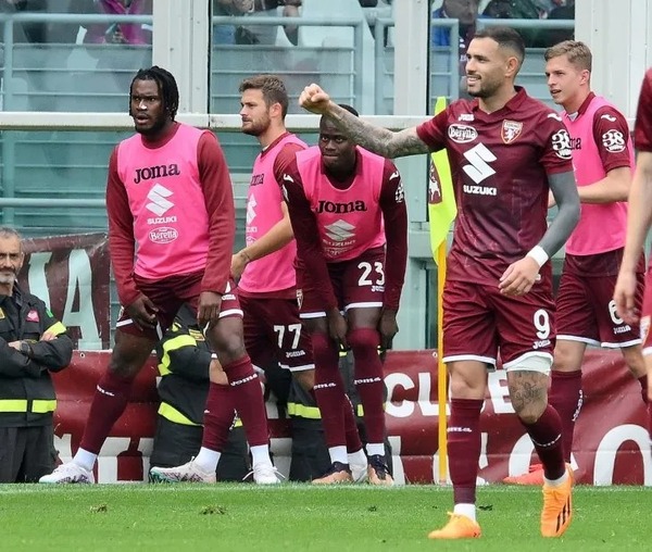 La mejor temporada goleadora de Tony en Europa | 1000 Noticias
