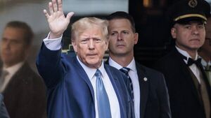 Medios de Trump demandan por difamación a The Washington Post