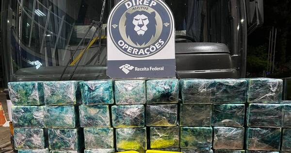 La Nación / Dos paraguayos presos tras hallarse 140 kilos de cocaína en ómnibus que iba a San Pablo