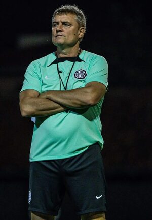 Olimpia, con más derrotas que victorias en la era Aguirre - Fútbol - ABC Color