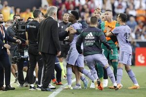 Real Madrid cae en Valencia y pierde el 2° puesto en la Liga española - Fútbol Internacional - ABC Color