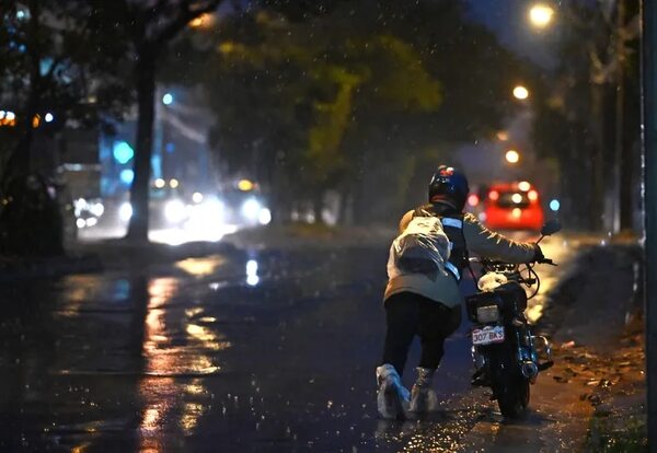 Lluvias desnudan falencias en las calles de Asunción - Nacionales - ABC Color