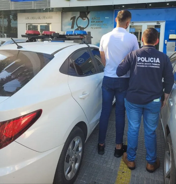 Quiso extraer más de G. 1.000 millones con cédula falsa - Oasis FM 94.3