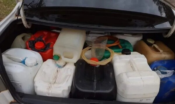 INCAUTAN MÁS DE 400 LITROS DE CARBURANTES EN SAN PEDRO DEL PARANÁ