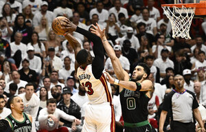 Versus / Los Heat aplastan a Celtics y están a un triunfo de las Finales de NBA