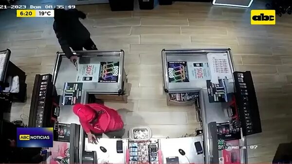 Video: asaltan local comercial y se llevan G. 1 millón - ABC Noticias - ABC Color