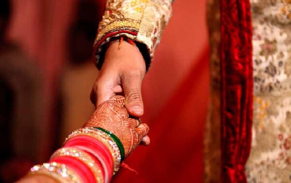 Joven muere el día de su boda tras consumir veneno para evitar casarse en India – Prensa 5
