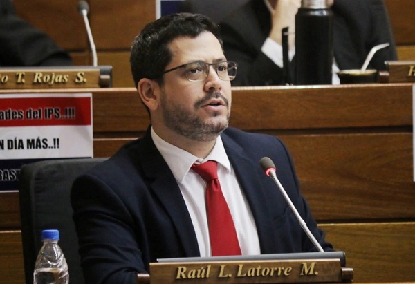 Diario HOY | Latorre reitera: tomarán posición sobre desafuero de Erico Galeano en bancada