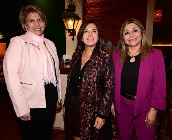 Encuentro de mujeres del Club de Ejecutivos - Sociales - ABC Color