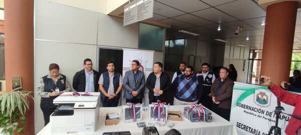 Consejo Regional de Salud entrega equipos e insumos a la VII Región Sanitaria