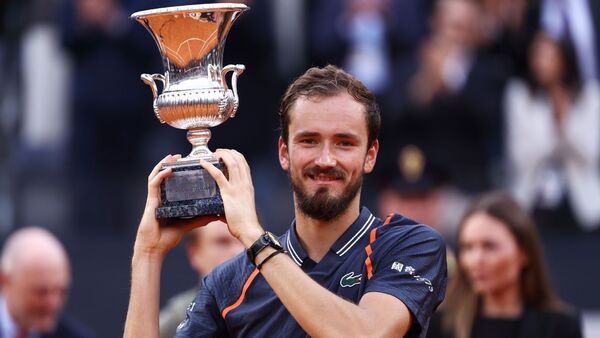 Diario HOY | Medvedev desplaza a Djokovic al tercer puesto