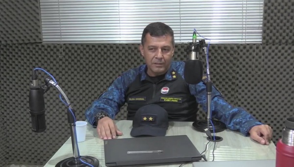 Policía busca identificar y arrestar a un sujeto “asalta farmacias” - Radio Imperio