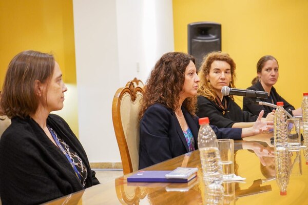 Diario HOY | Observadores de la UE resaltan cooperación y apertura durante elecciones