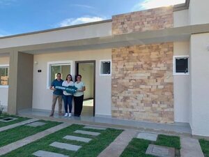 La AFD logra que cada vez más familias accedan a su primera vivienda - Brand Lab - ABC Color