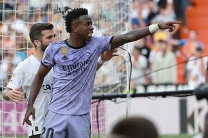 Valencia expulsará de por vida a hinchas tras insultos a Vinícius | 1000 Noticias