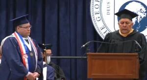 Paraguayo se gradúa con honores y premiado en The George Washington University - La Tribuna