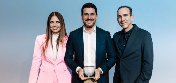 ueno es una de las empresas que est谩 revolucionando las finanzas en Am茅rica Latina - Revista PLUS