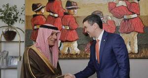 La Nación / Peña y ministro saudí conversaron sobre el fortalecimiento de relaciones bilaterales