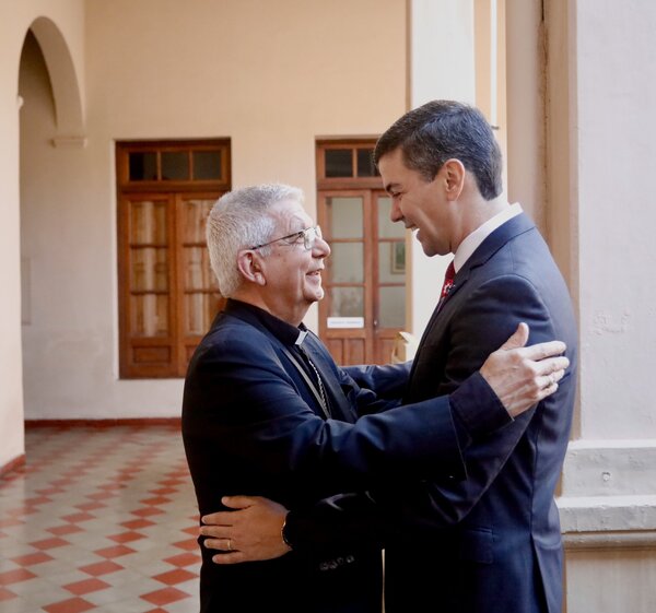 Diario HOY | Peña se reúne con el cardenal Martínez y hablan de la necesidad de unir a la familia